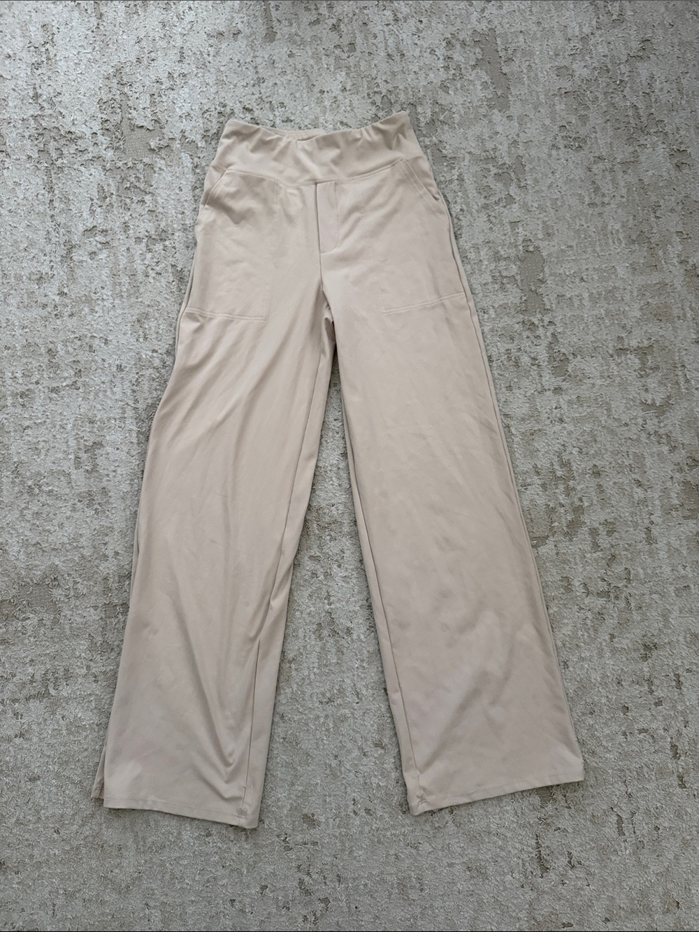 Wide-Leg High-Rise Pants in Light Beige